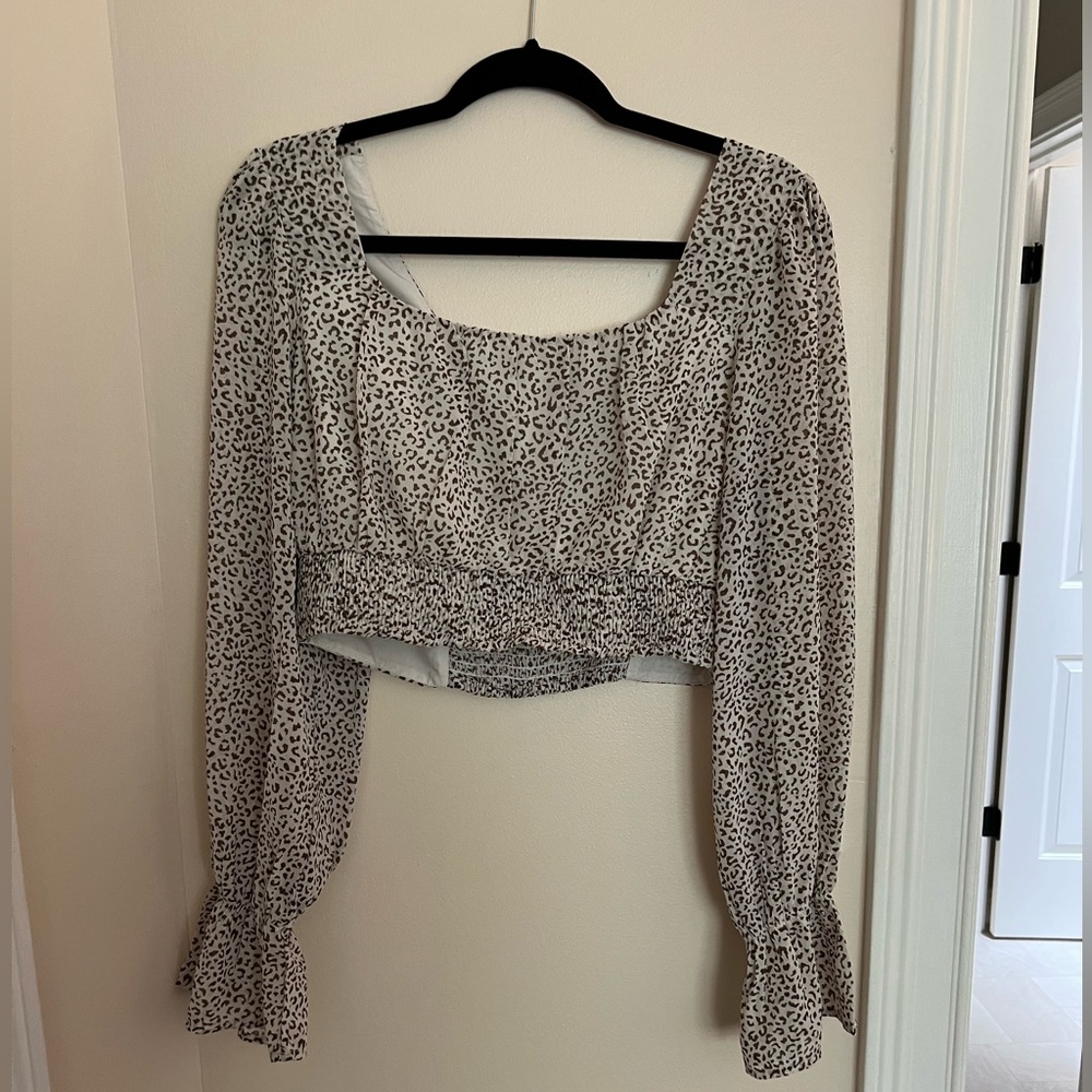 Altar’d State Size L NWT Leopard Crop Top